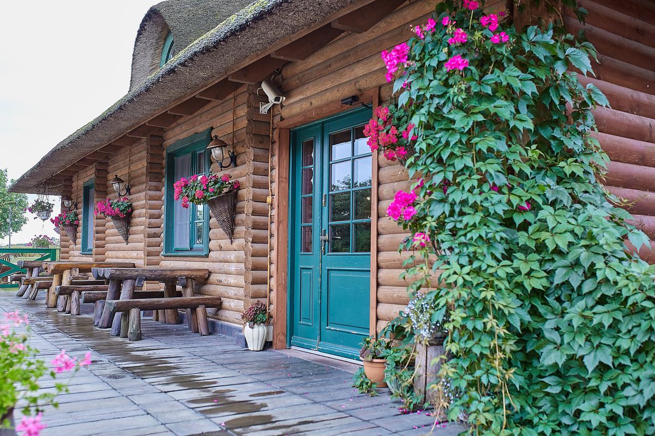 Karczma Biesiadna Bed & Breakfast Dalnia Bagian luar foto