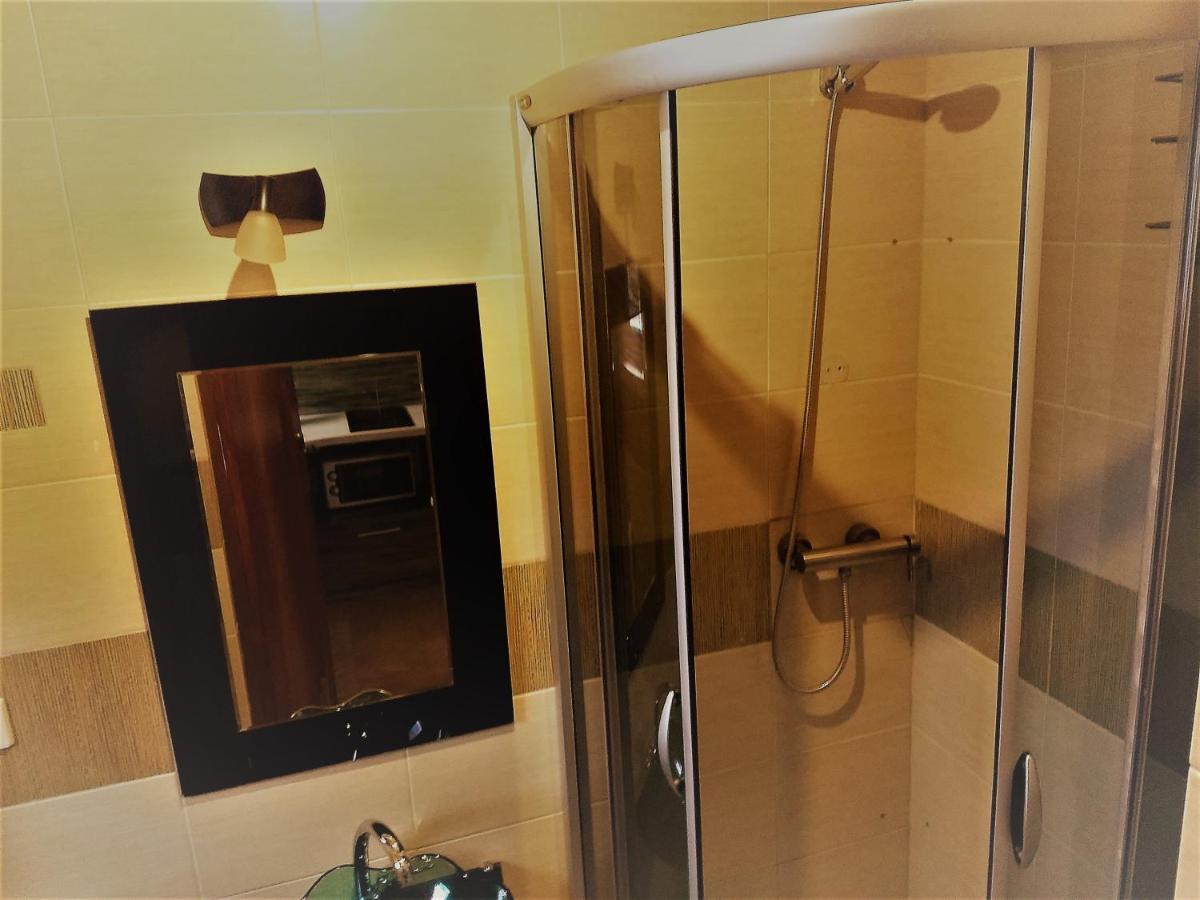 Karczma Biesiadna Bed & Breakfast Dalnia Bagian luar foto